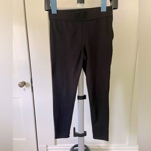 Ann Taylor Skinny Black Side Zip Ankle Pants, Size 6